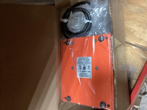 1434236 - SWITCH,FOOT,W/GUARD,LINEMASTER