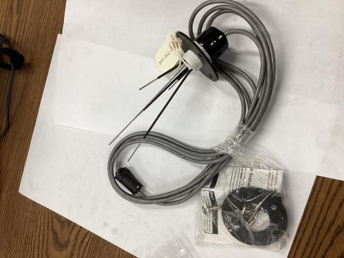60-9141-0010 - PROBE, FOAM LEVEL, IC, SQUARE - image 1