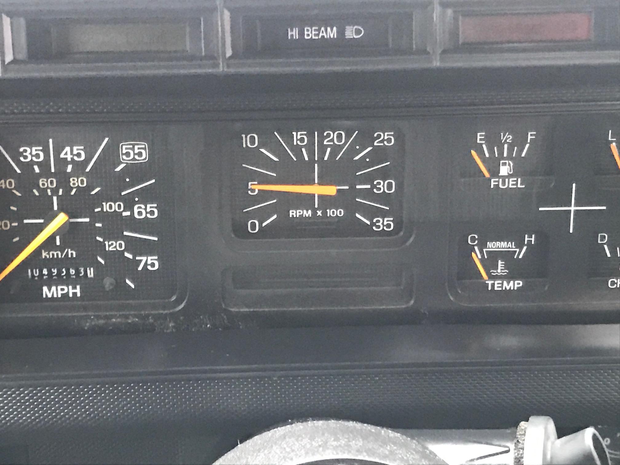 1998 Ford F700 Dump Truck - image 8