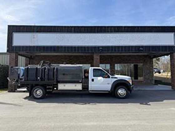 2016 Ford F550 O'Brien Jetter — photo 2