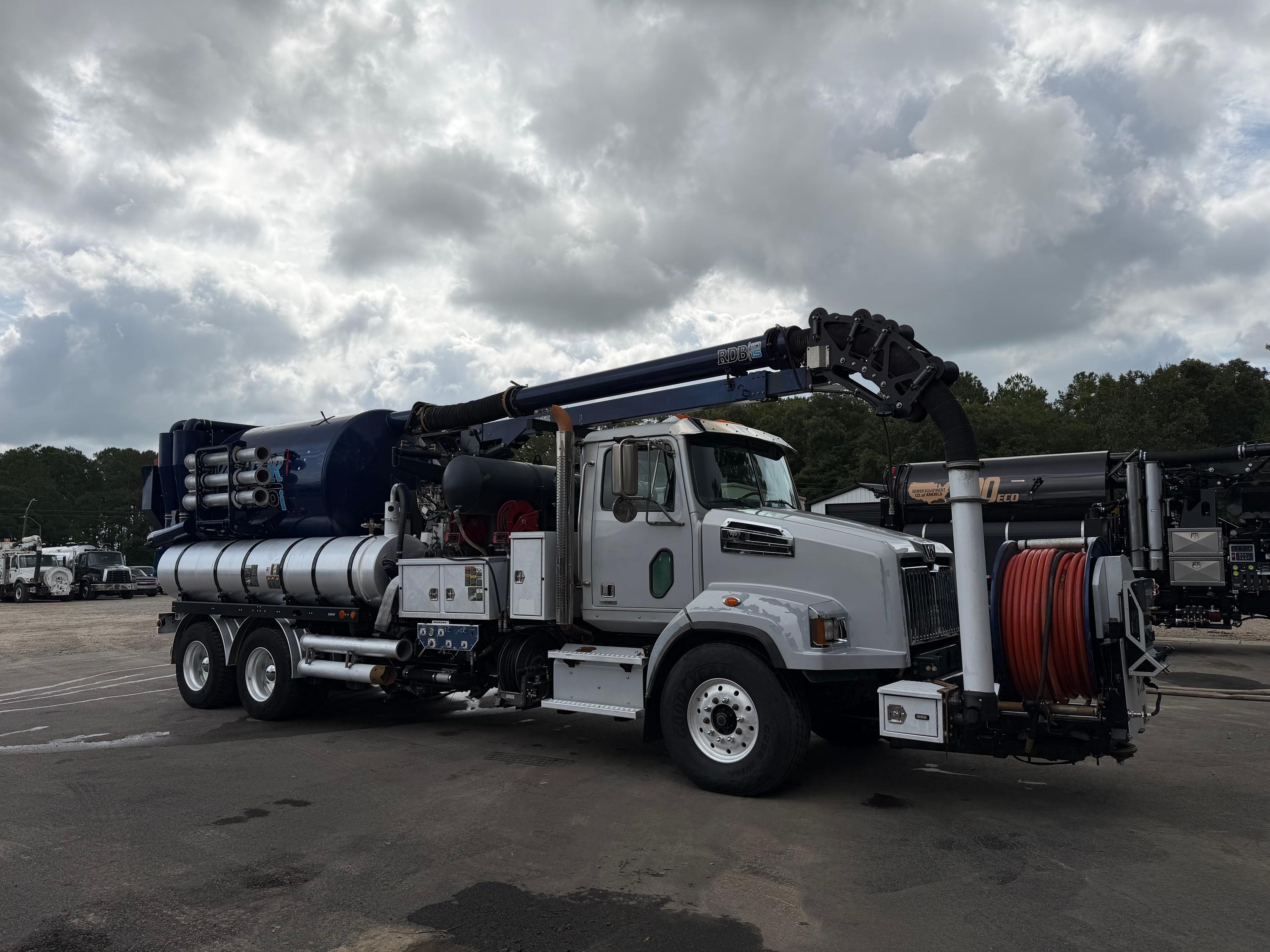 2019 Western Star Vactor Combination - image 5