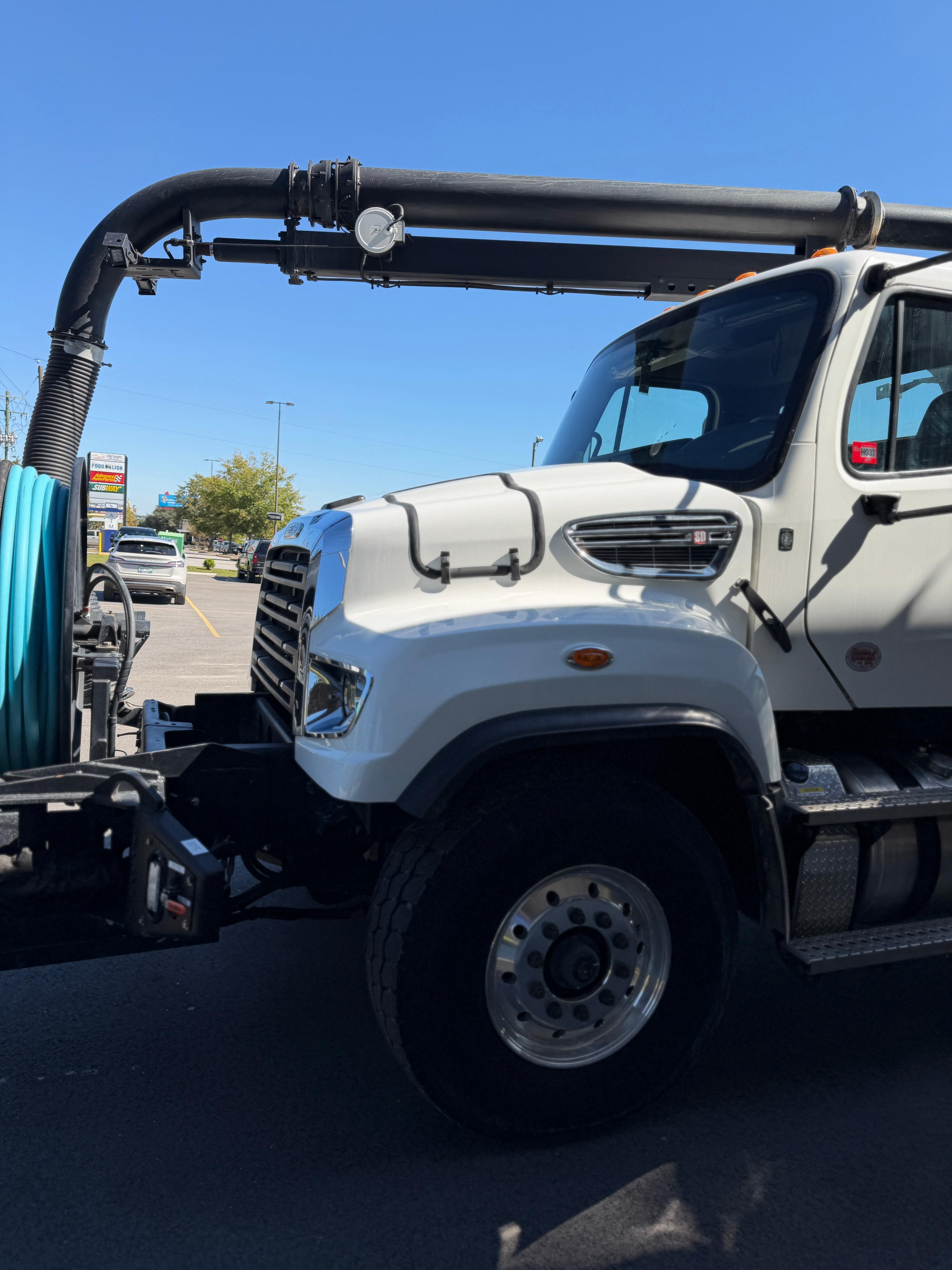 2025 Freightliner Vac-Con Combination - image 11