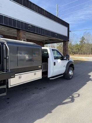 2016 Ford F550 O'Brien Jetter - image 4