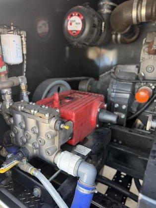 2016 Ford F550 O'Brien Jetter - image 9