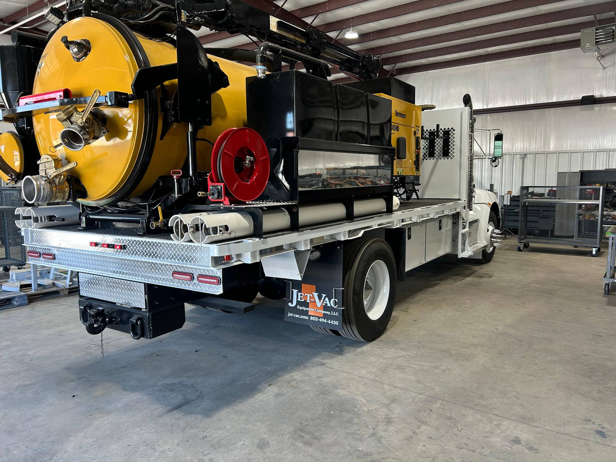 2014 Kenworth Vermeer Hydrovac - image 2