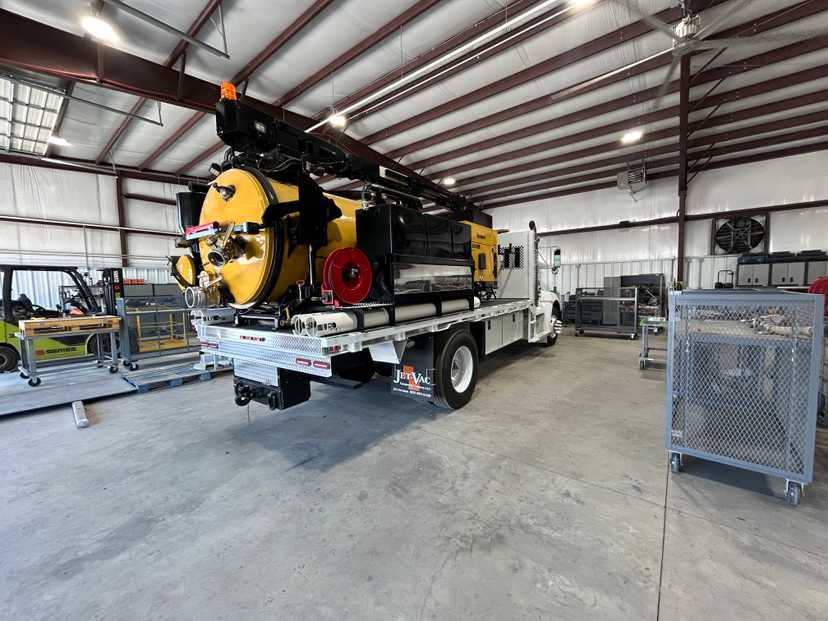 2014 Kenworth Vermeer Hydrovac — photo 3
