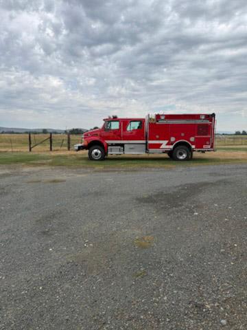 2008 BME Sterling 4x4 Pumper - image 5