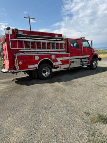 2008 BME Sterling 4x4 Pumper - image 2