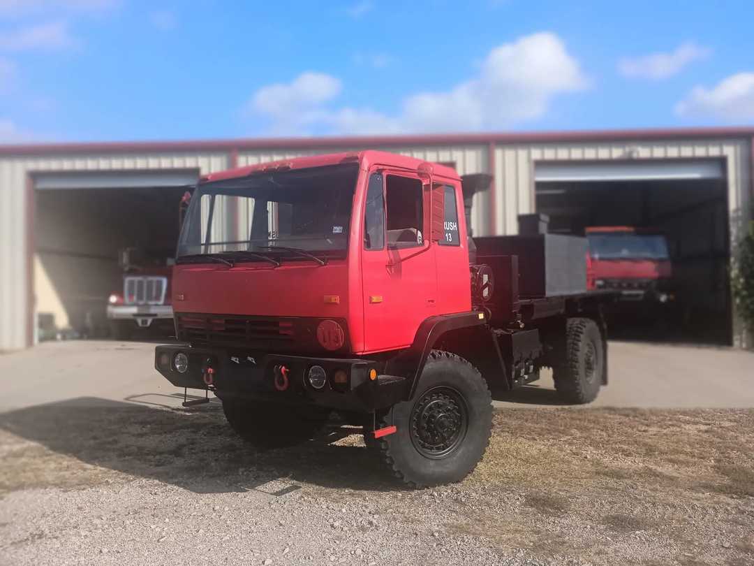 2003 S&S FMTV Brush Truck