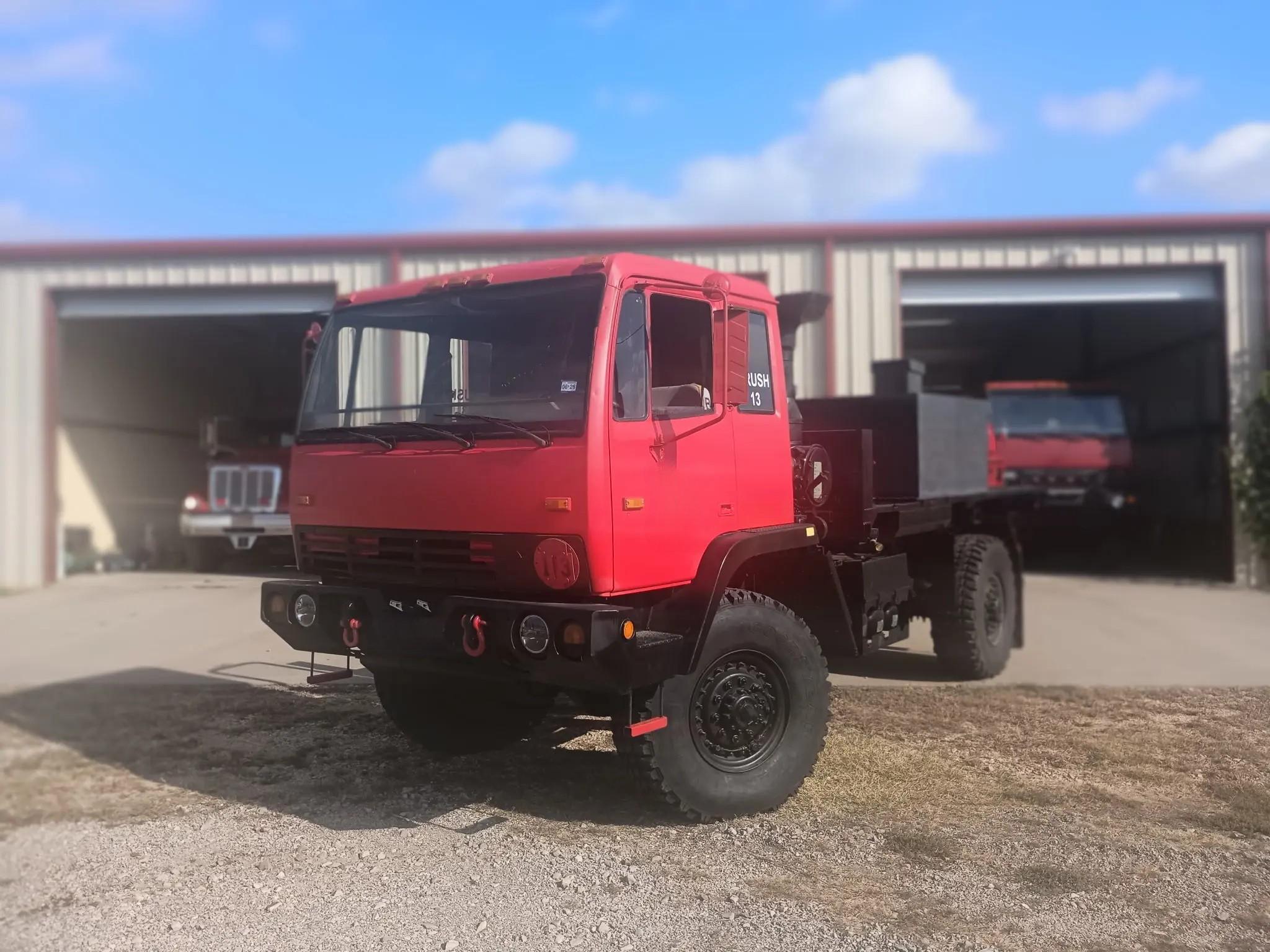 2003 S&S FMTV Brush Truck - image 1