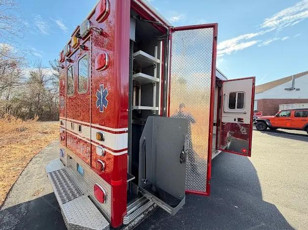 2017 Ford F-550 Type I Ambulance - image 21