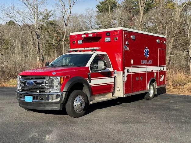 2017 Ford F-550 Type I Ambulance - image 1