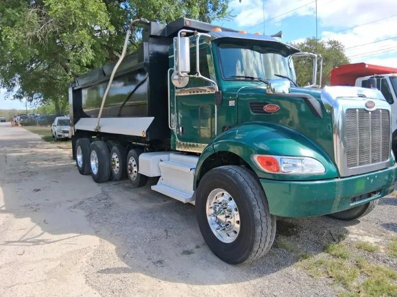 2015 Peterbilt 348 Dump Truck - image 5
