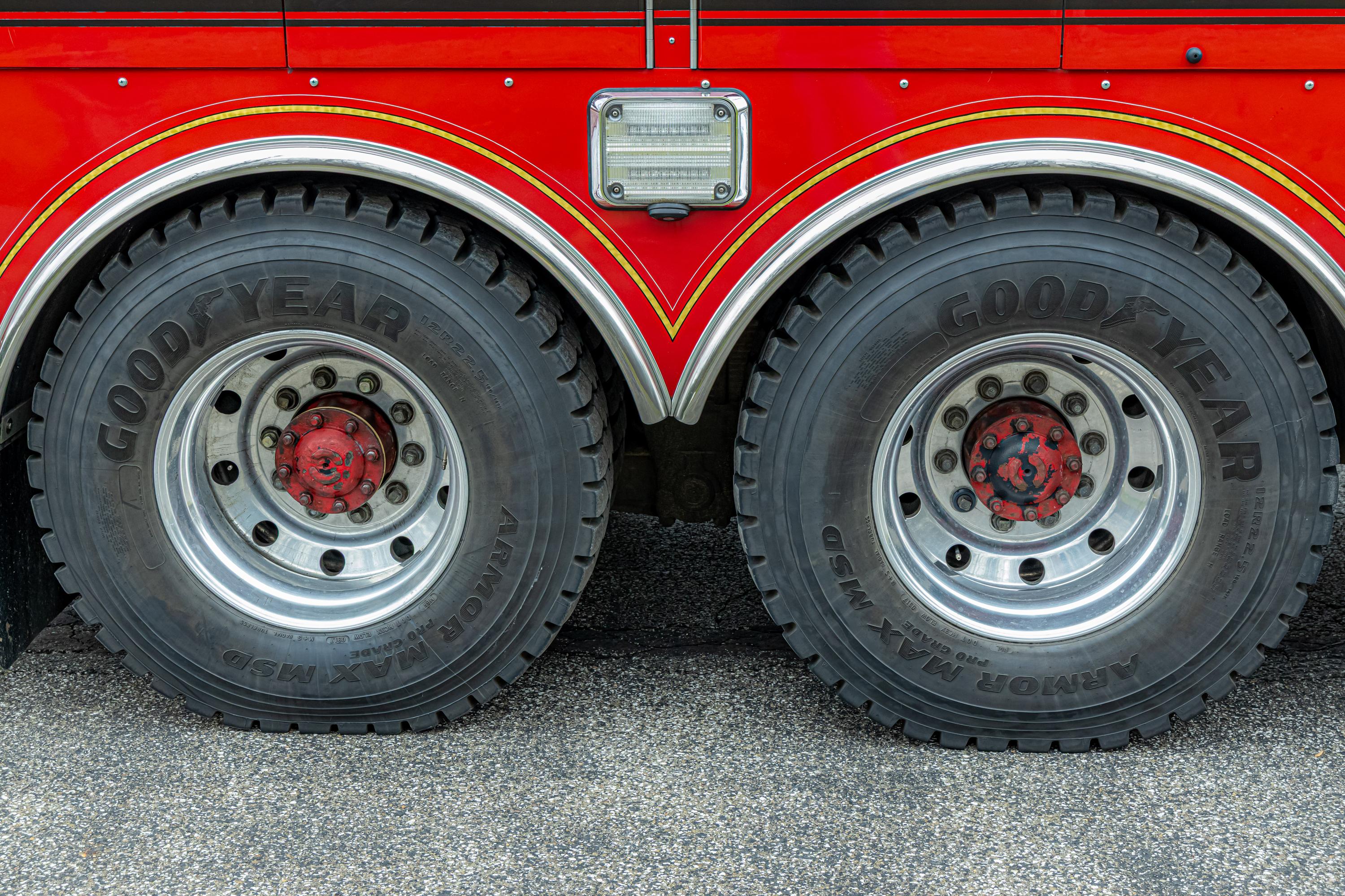 1993 Seagrave Simon-Duplex 90' Aerial - image 39