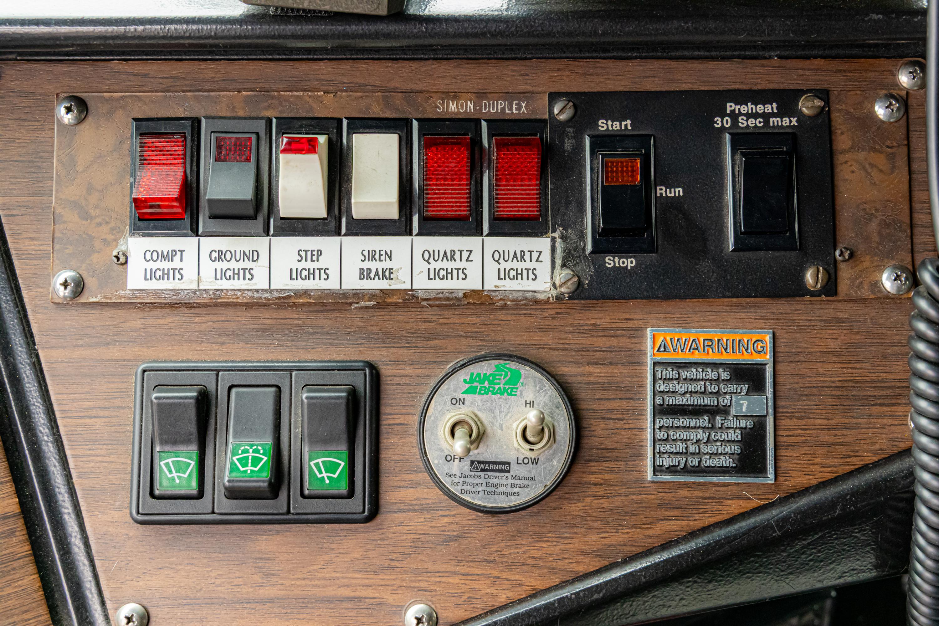 1993 Seagrave Simon-Duplex 90' Aerial - image 59