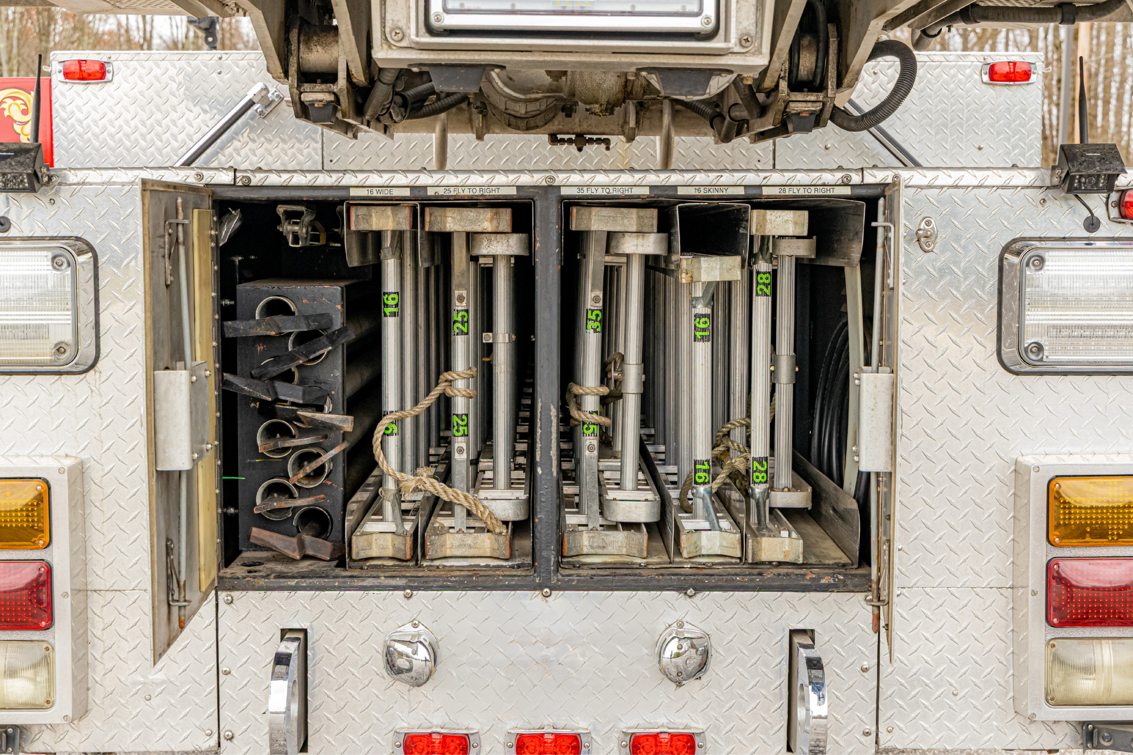 1993 Seagrave Simon-Duplex 90' Aerial - image 75