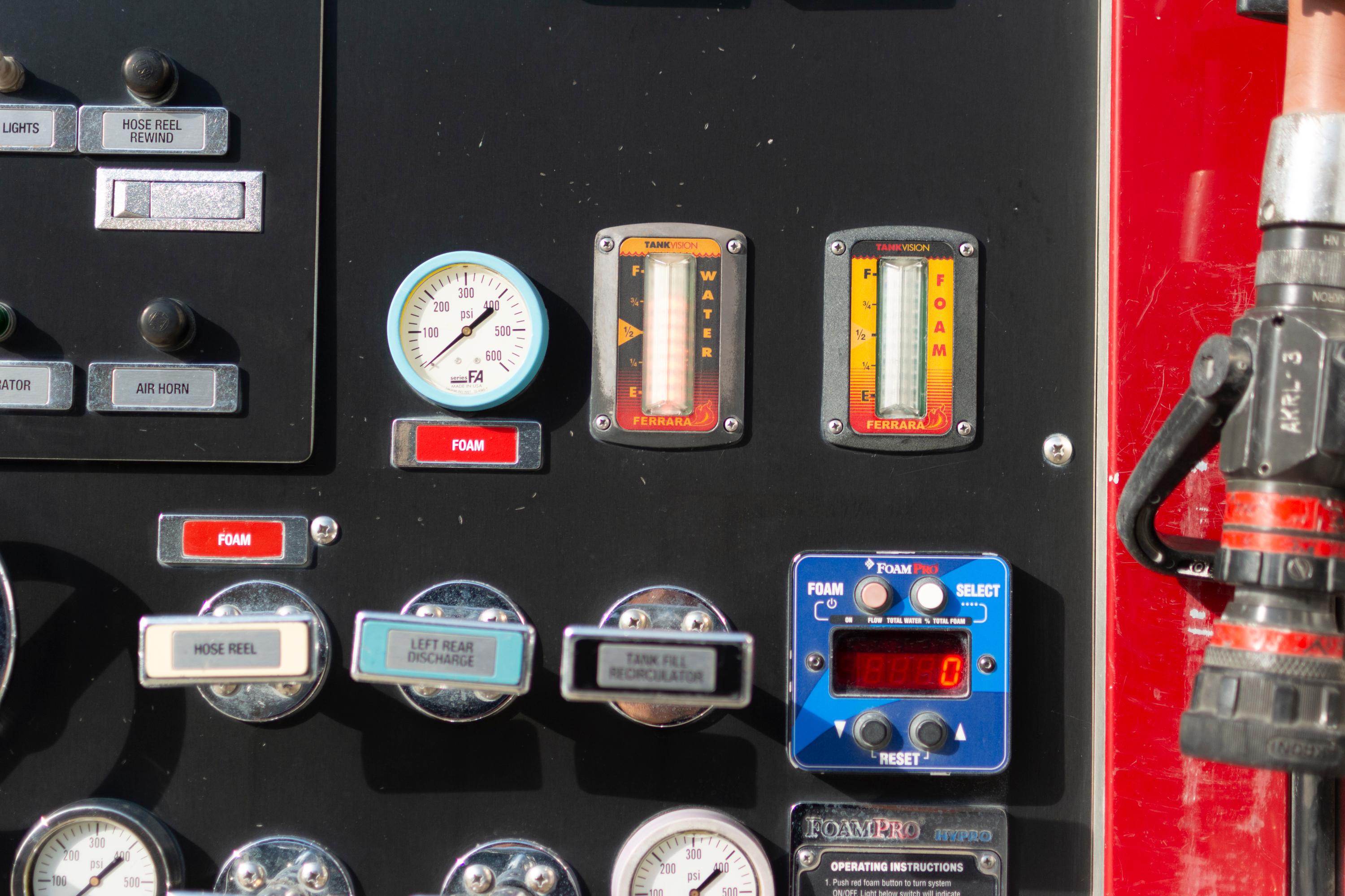 2011 Ferrara Pumper - image 7