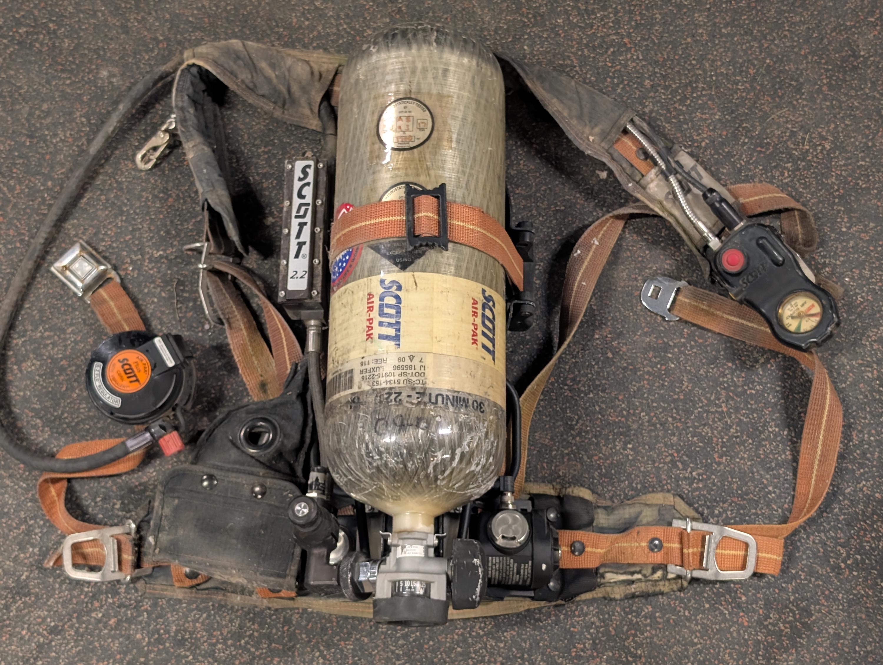 Scott Air-Pak 2.2 - Several Available - image 1