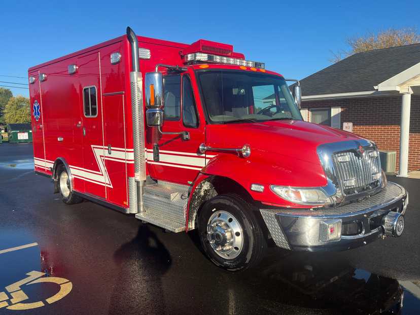 2013 Horton International Type I Ambulance — photo 4