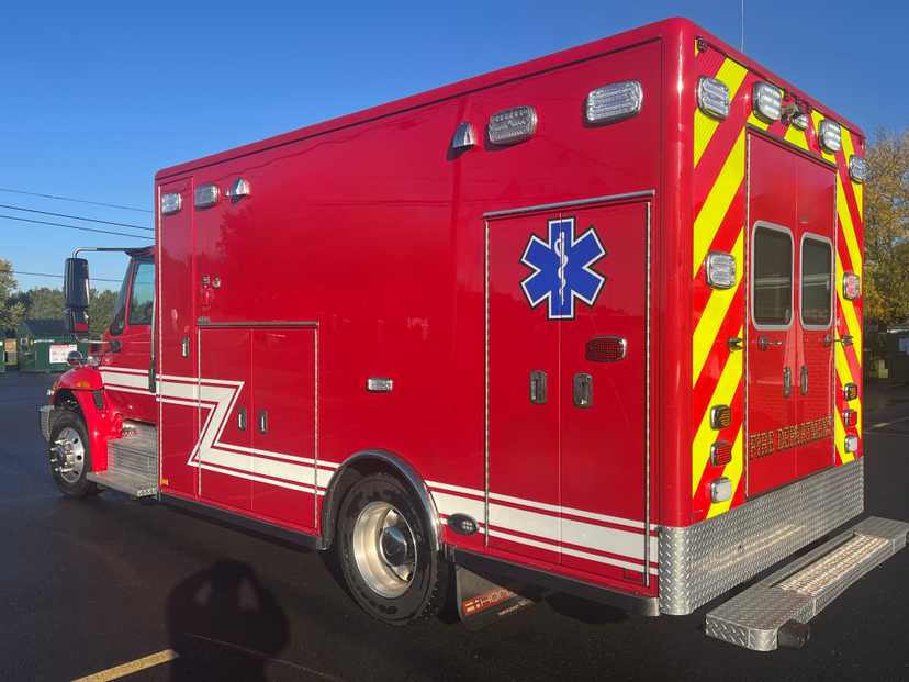 2013 Horton International Type I Ambulance — photo 2