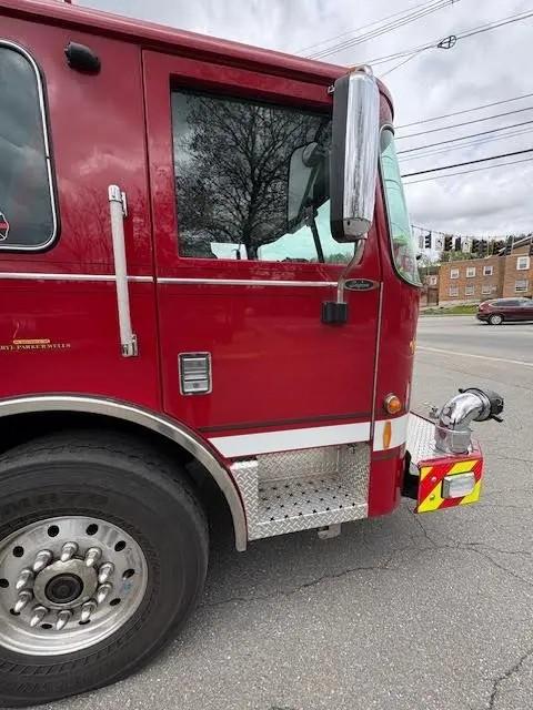2014 Pierce Saber Pumper - image 34