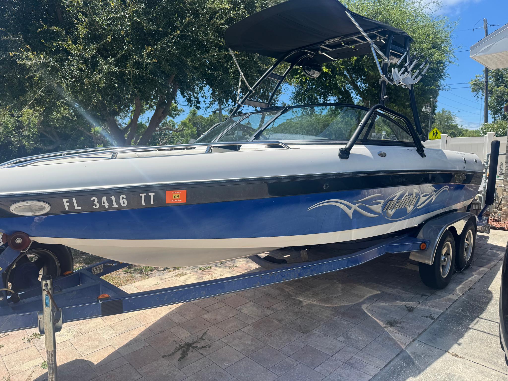 2002 Malibu Wakesetter LSV - image 1