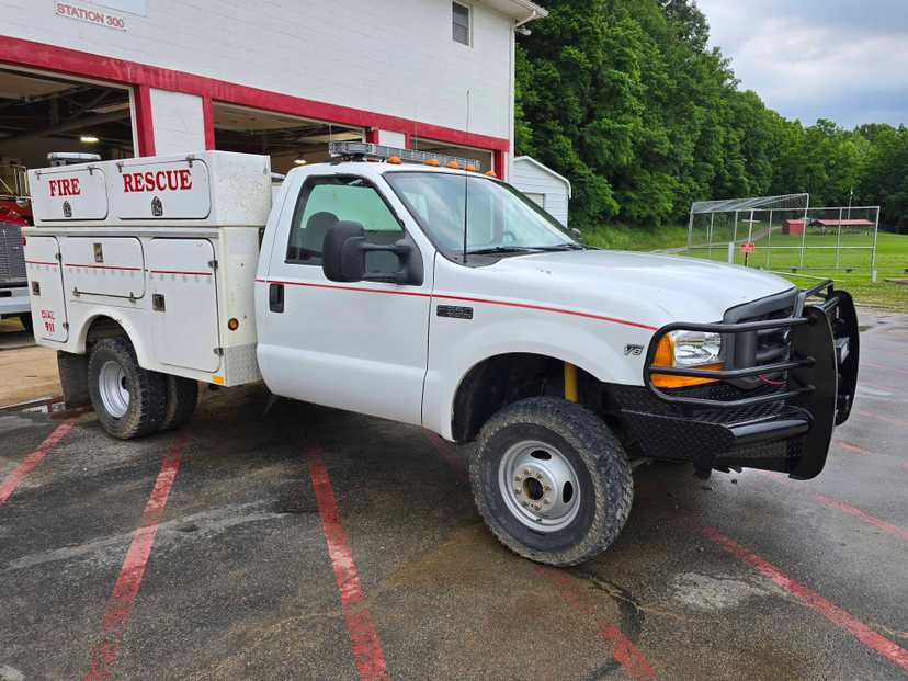 2004 Ford F-350 4x4 Light Rescue