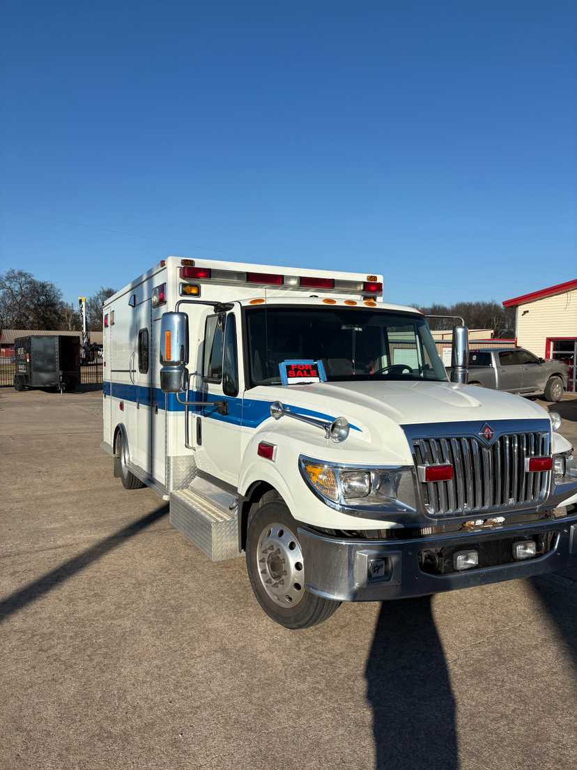 2012 Horton International Type I Ambulance — photo 2