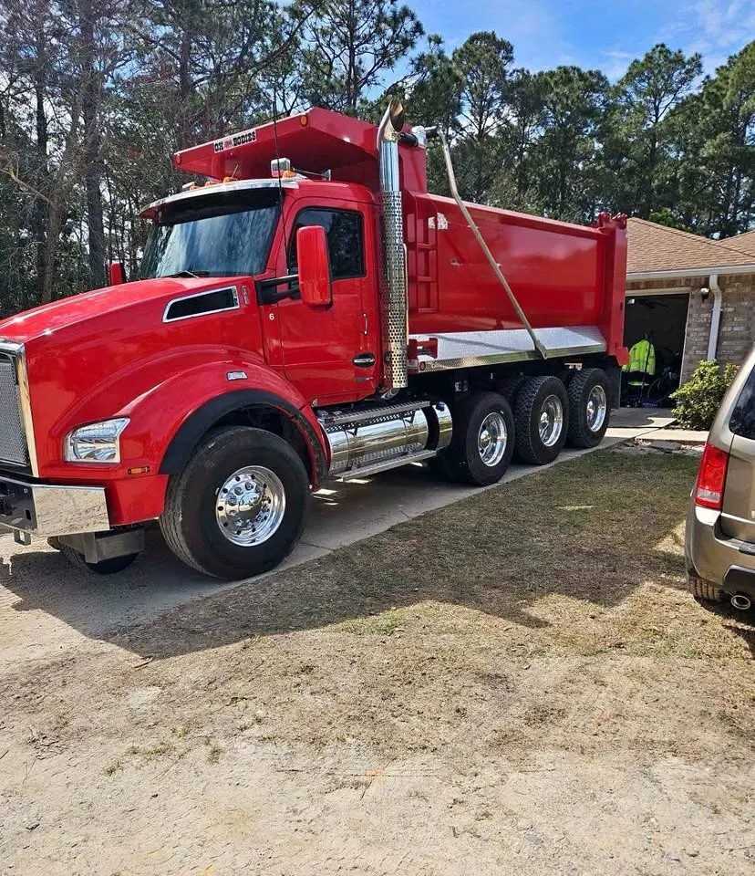 2025 Kenworth T880 Dump Truck