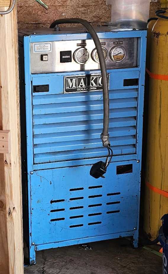 Compressor 5000psi 8.4 cfm