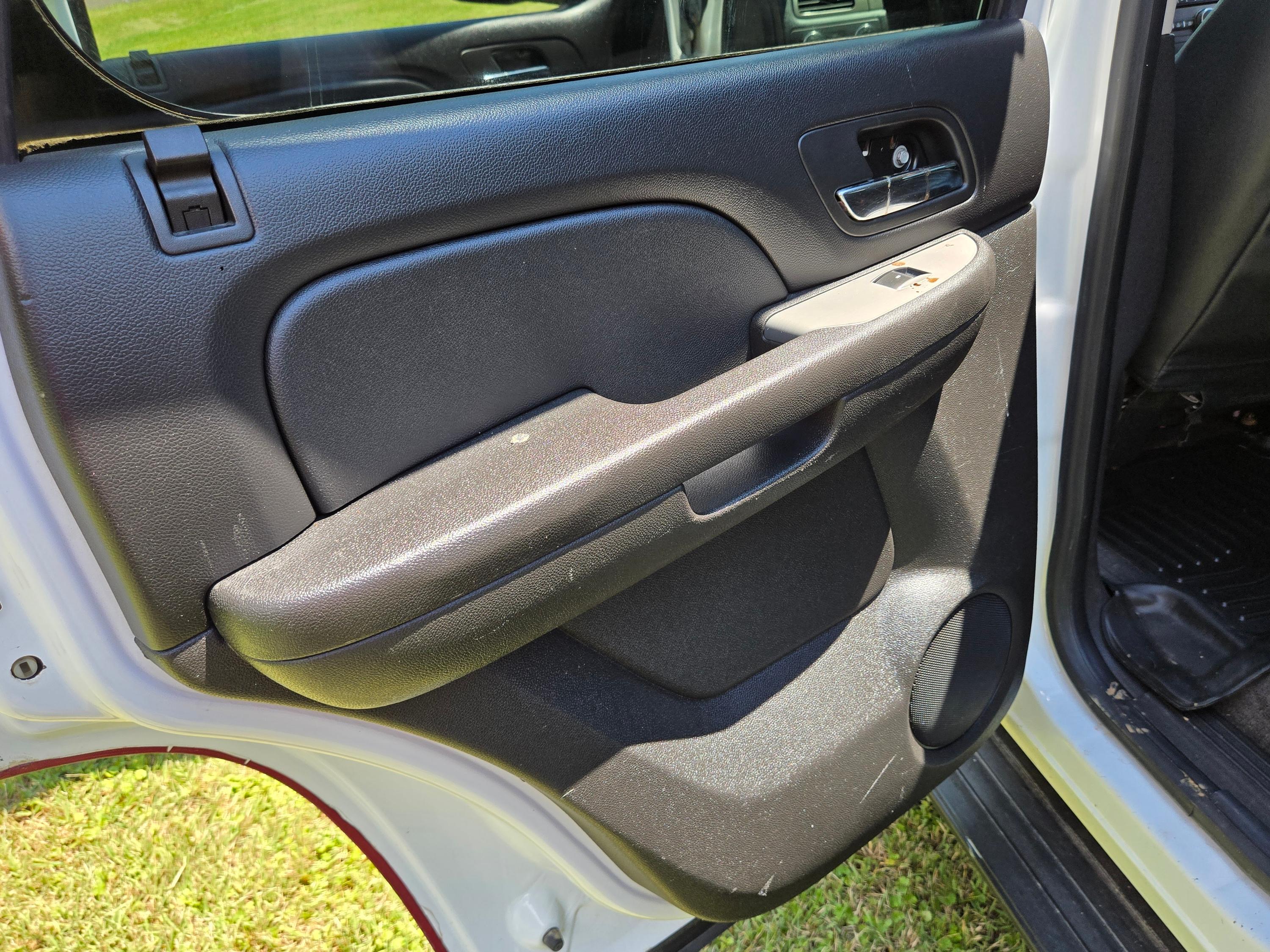 2008 Chevrolet Tahoe 4x4 Command Unit - image 15