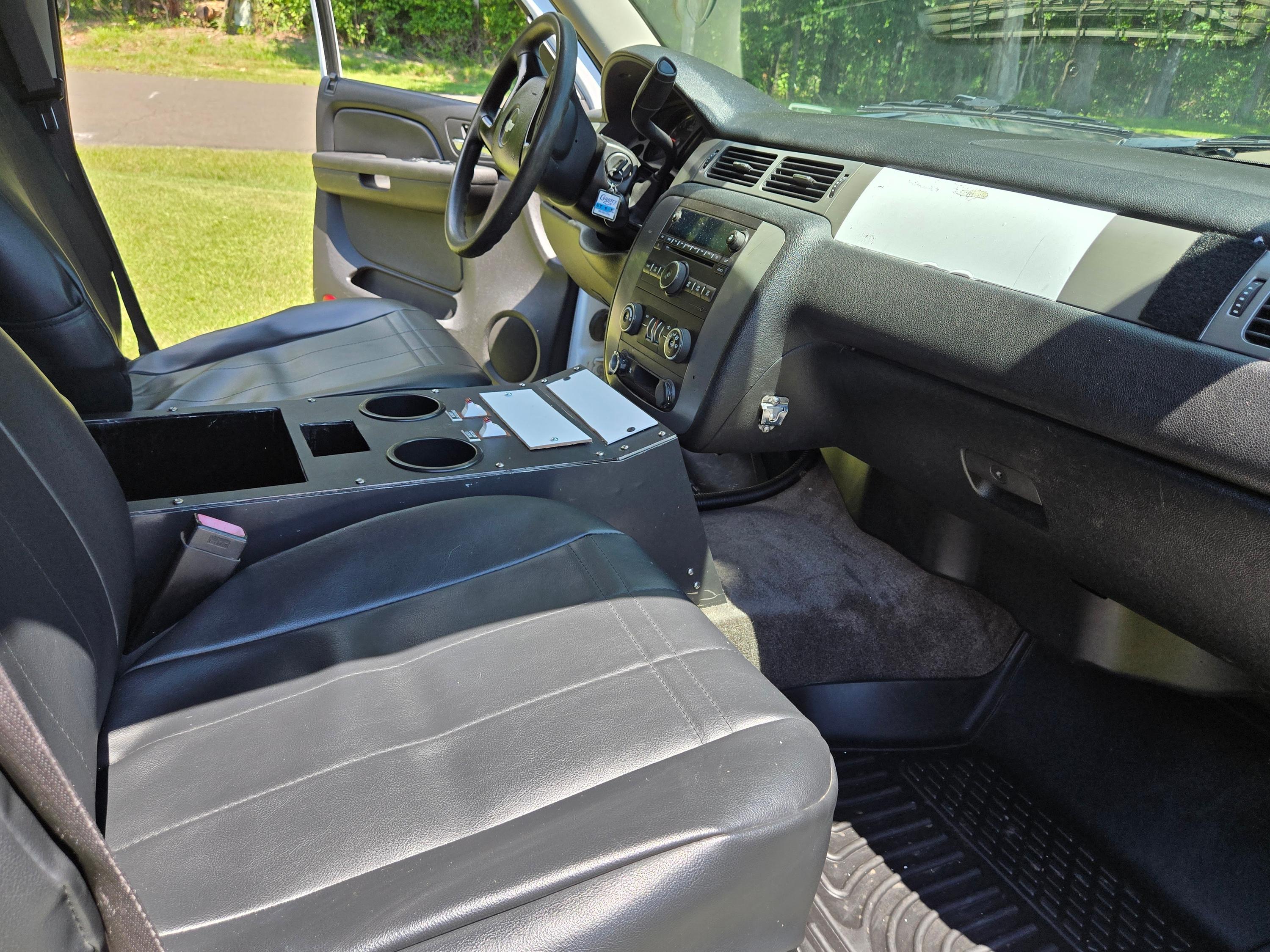 2008 Chevrolet Tahoe 4x4 Command Unit - image 13