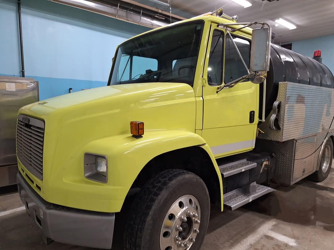1996 Freightliner Tanker