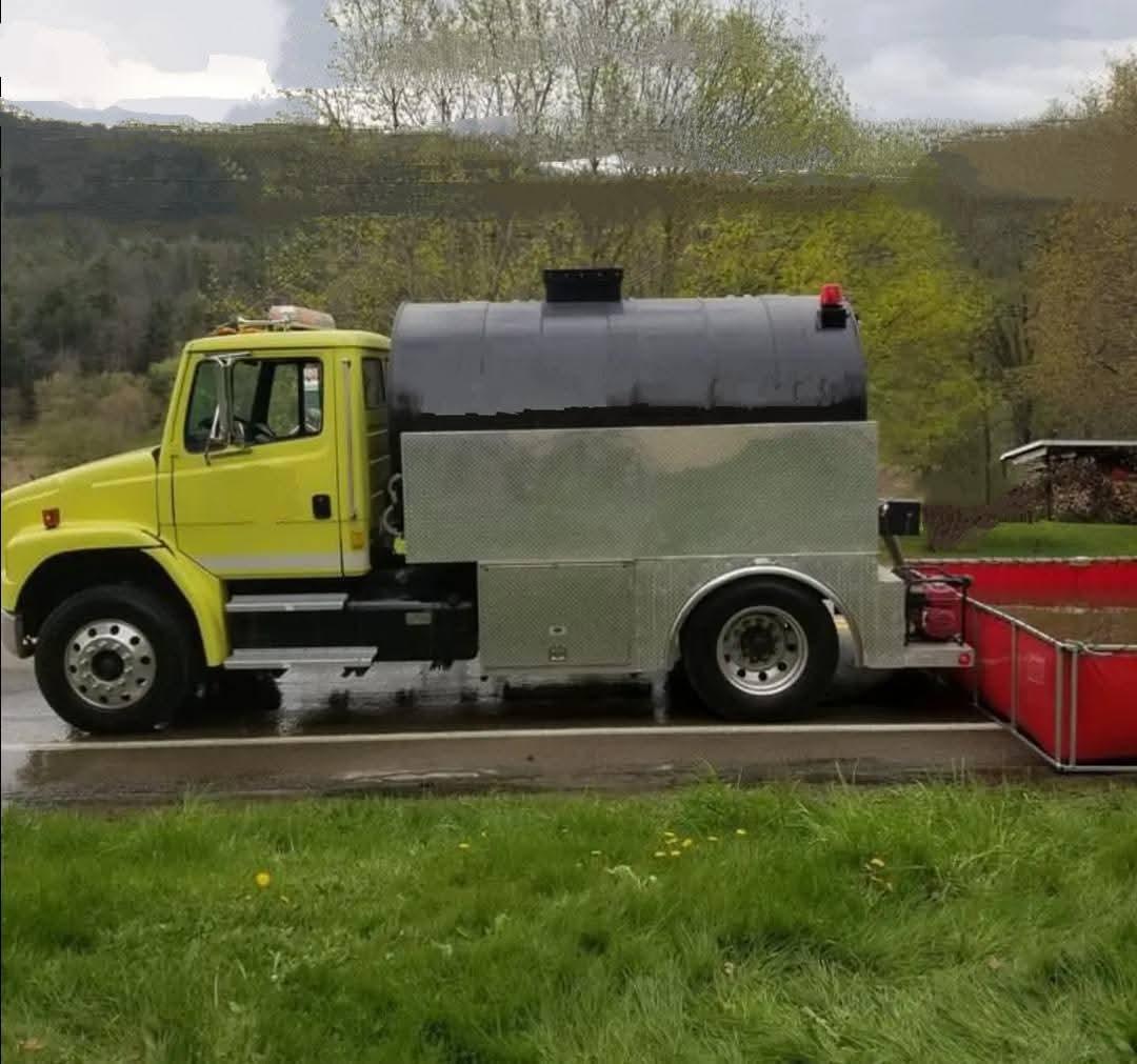 1996 Freightliner Tanker - image 12