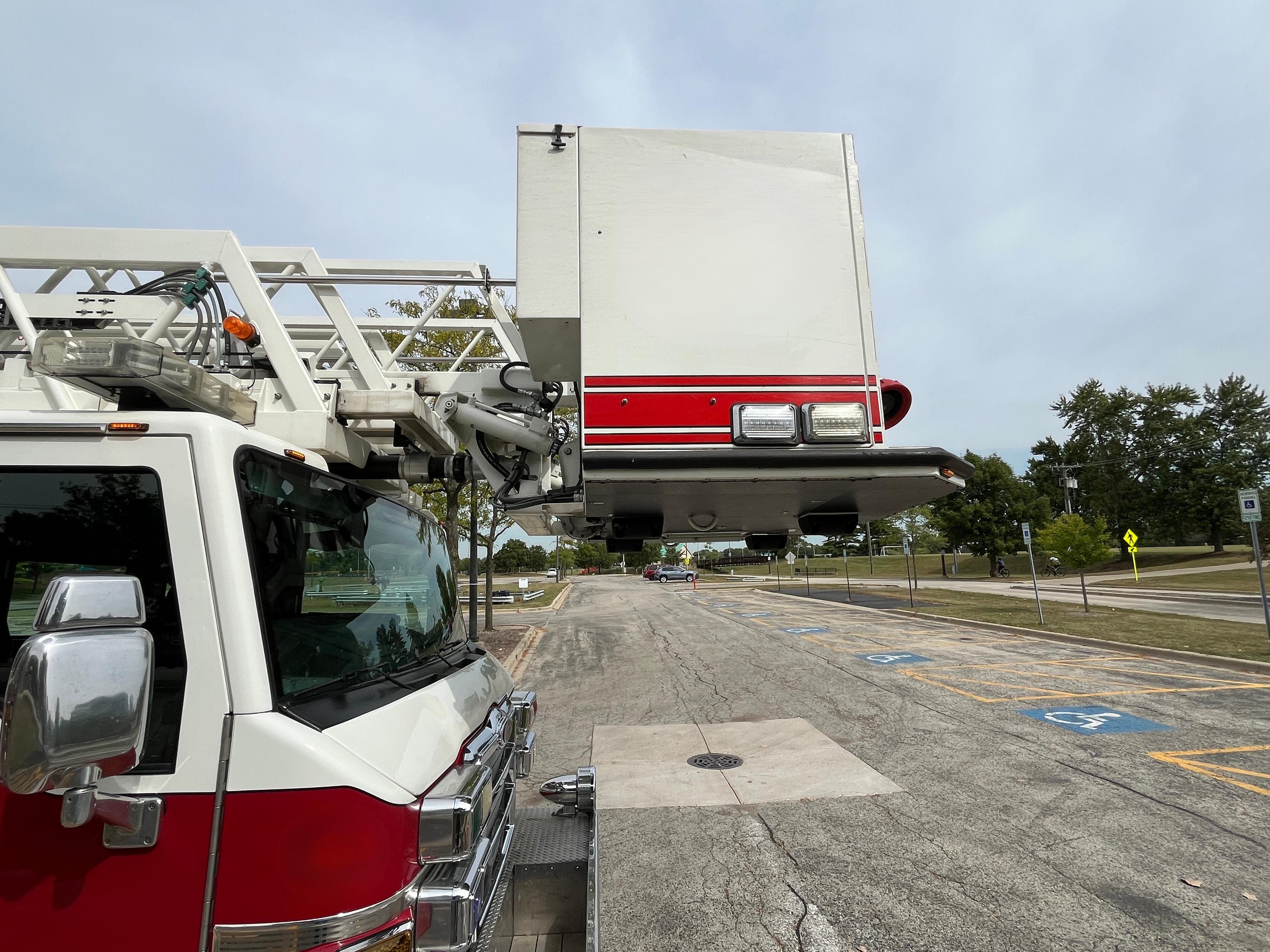 2009 Pierce Velocity 100' Quint - image 156