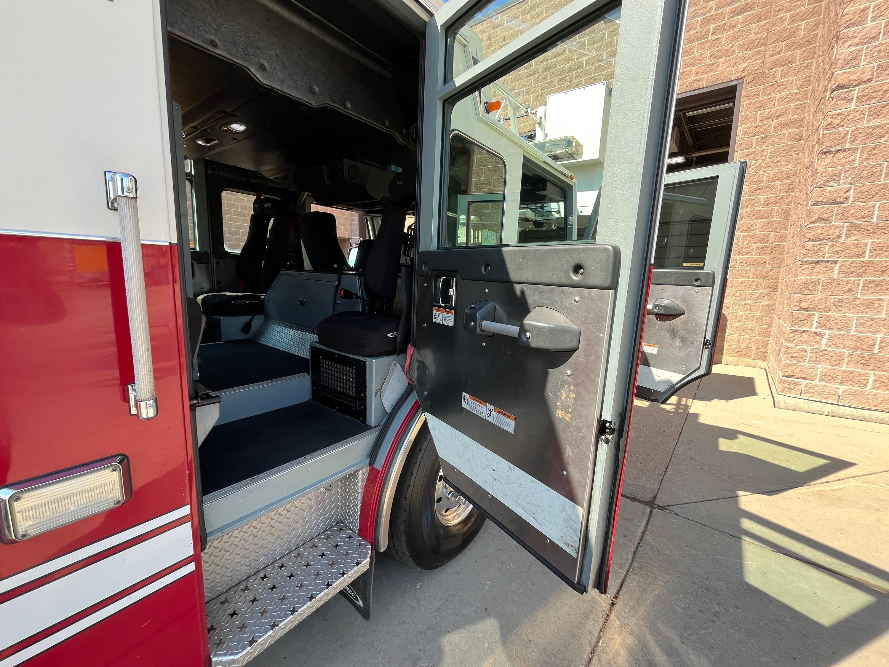 2009 Pierce Velocity 100' Quint - image 67