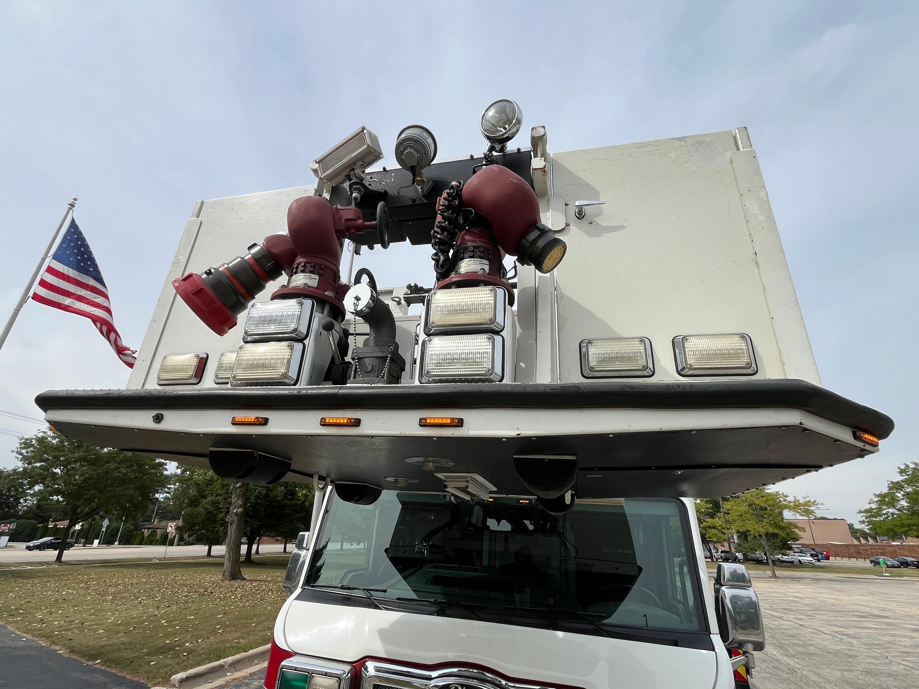 2009 Pierce Velocity 100' Quint - image 173