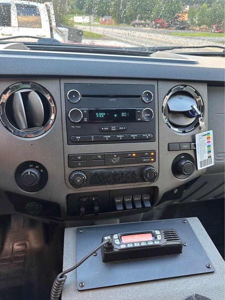 2010 Ford F450 4x4 Type I - image 8