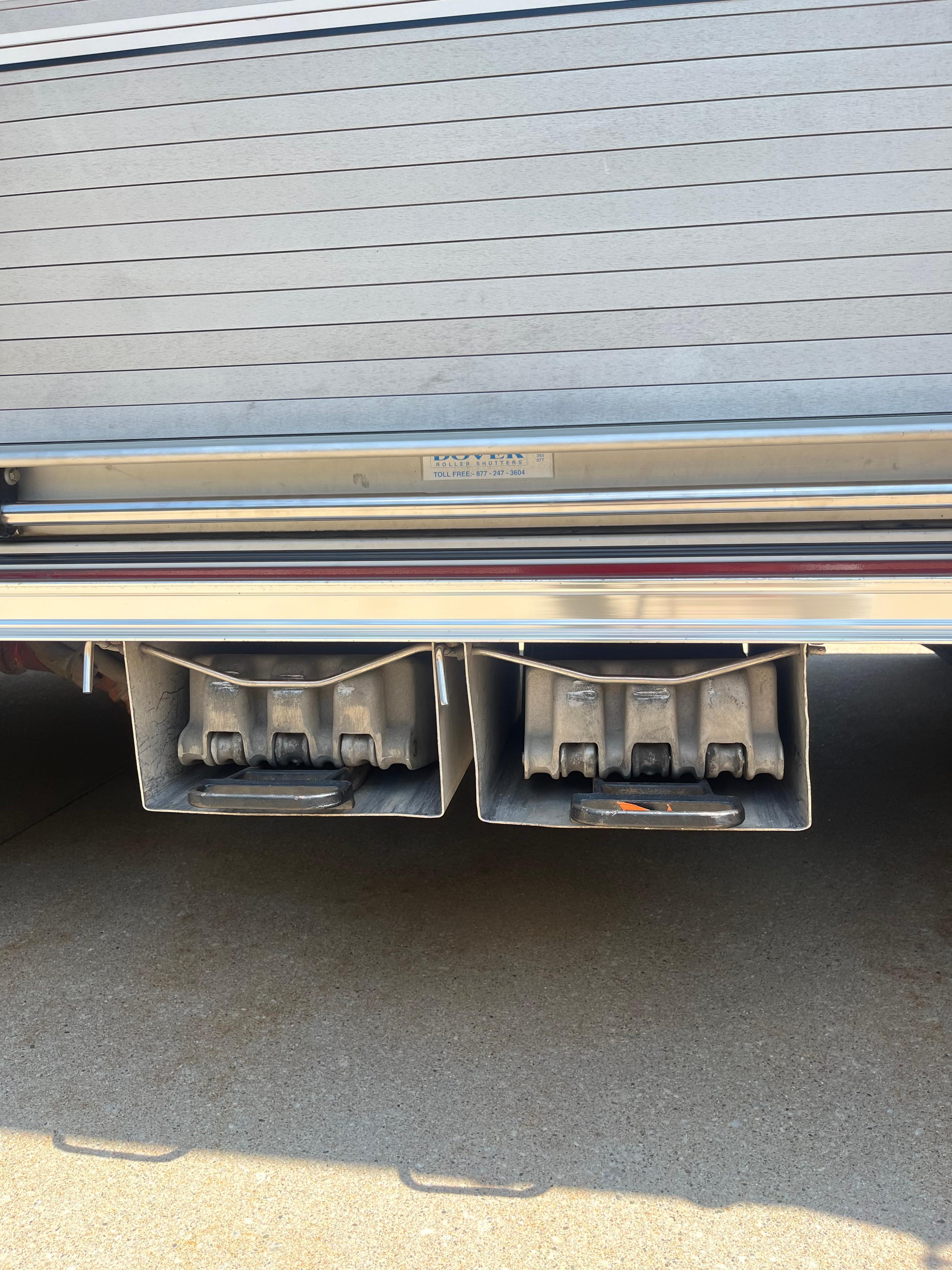 2001 Pierce Saber Engine - image 8