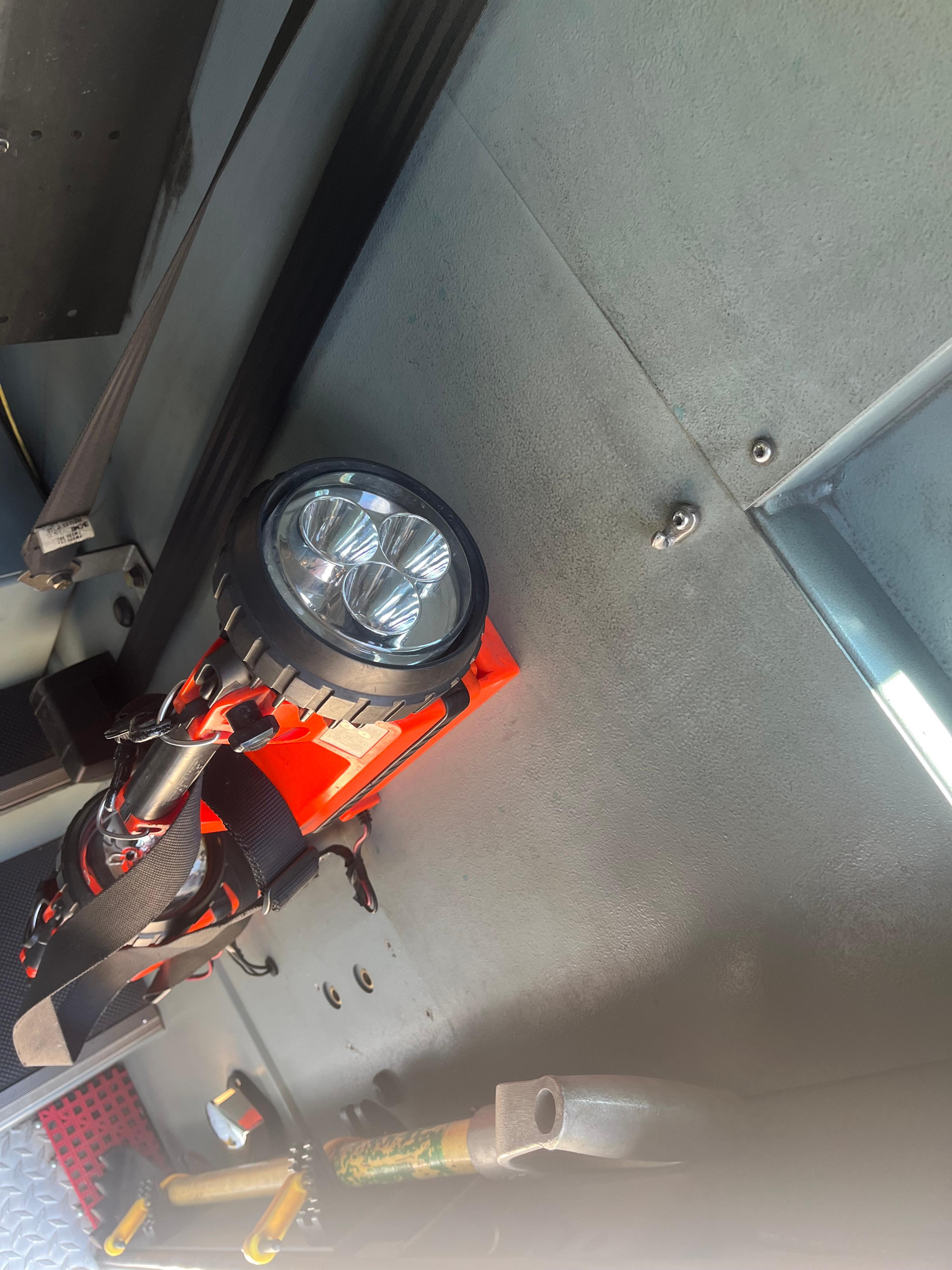 2001 Pierce Saber Engine - image 25
