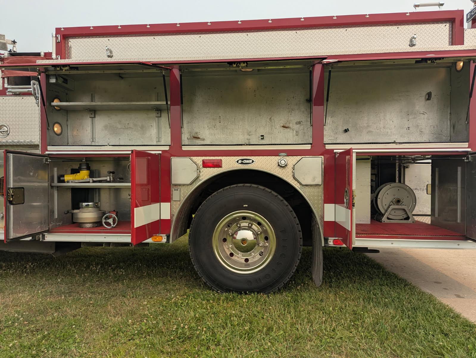 1997 E-One E-max Pumper - image 24