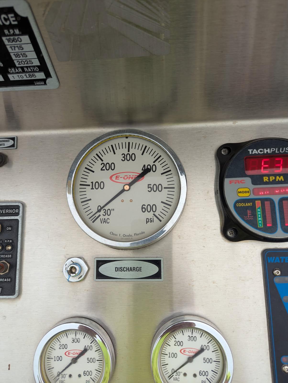 1997 E-One E-max Pumper - image 36