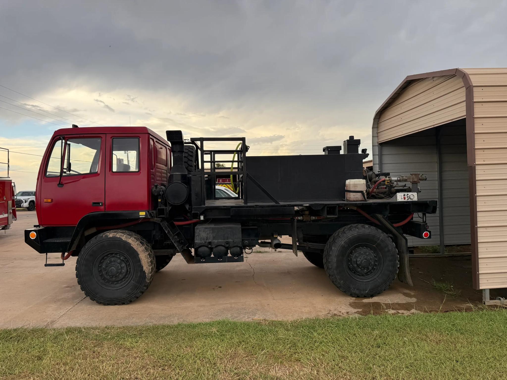2002 Custom 4x4 Brush Truck - image 3