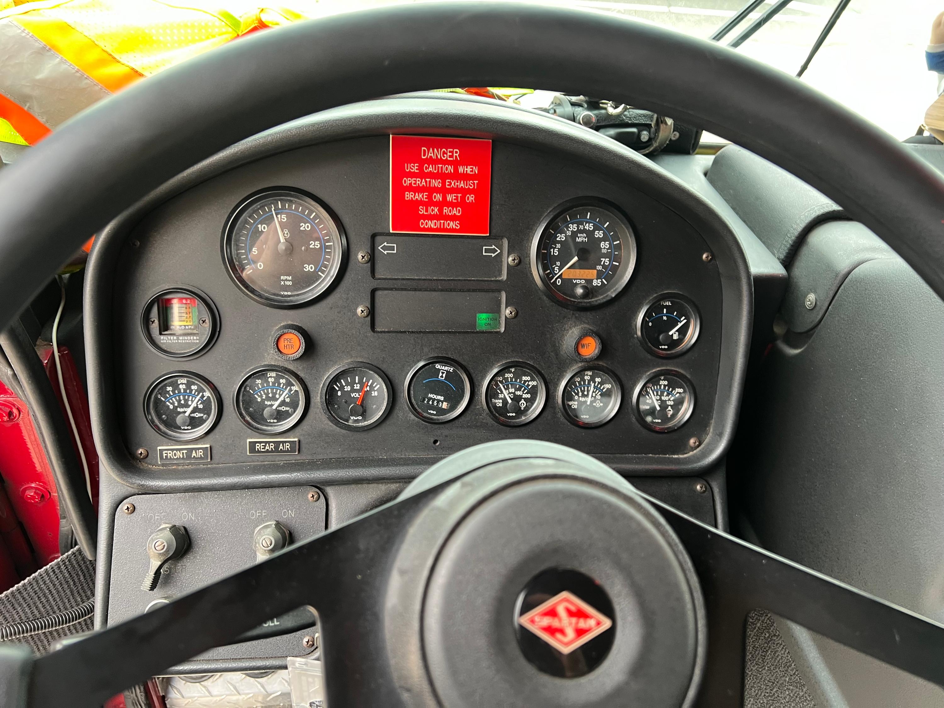 1999 Spartan/3D Walk Around Heavy Rescue - image 8