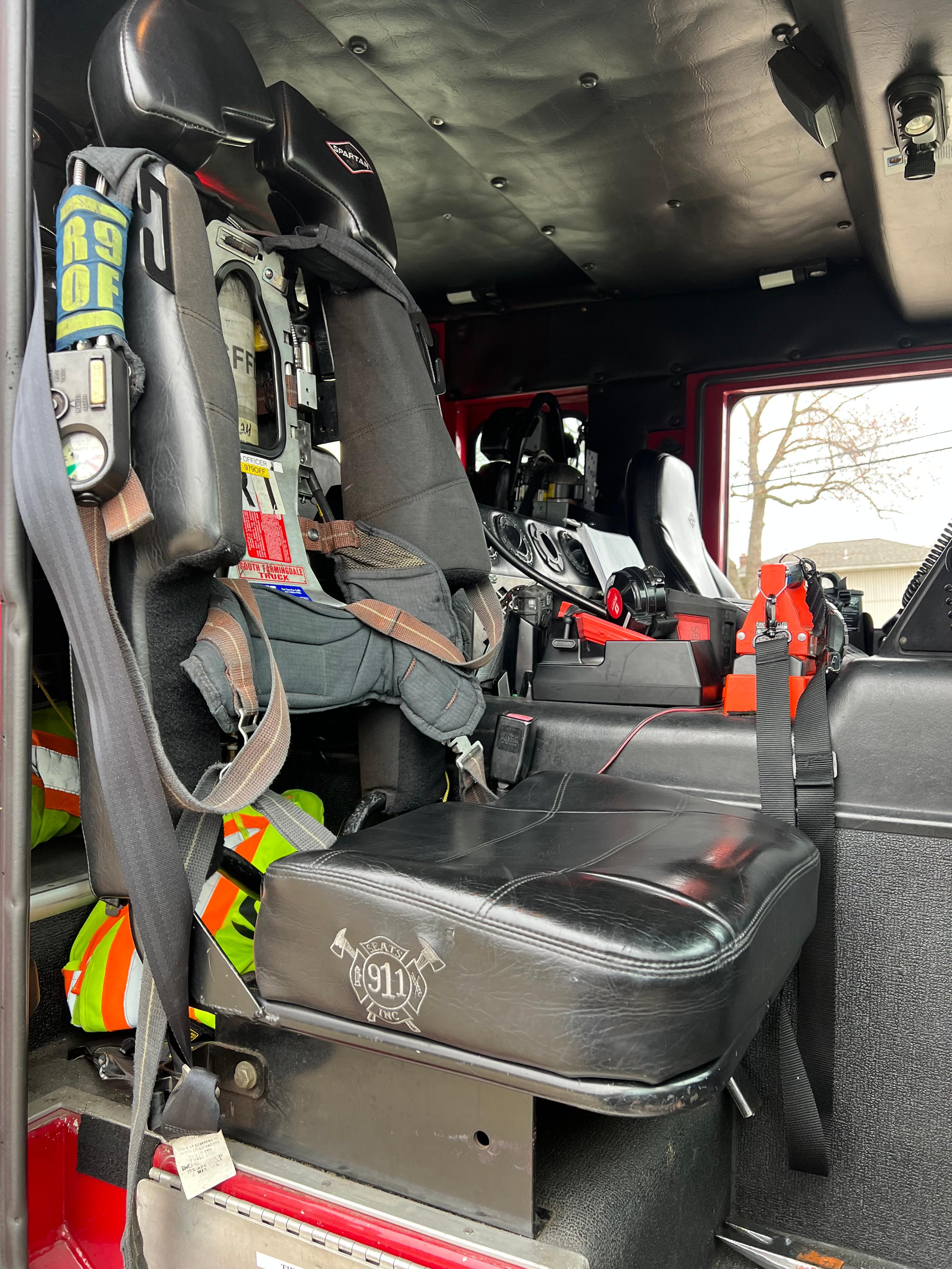 1999 Spartan/3D Walk Around Heavy Rescue - image 11