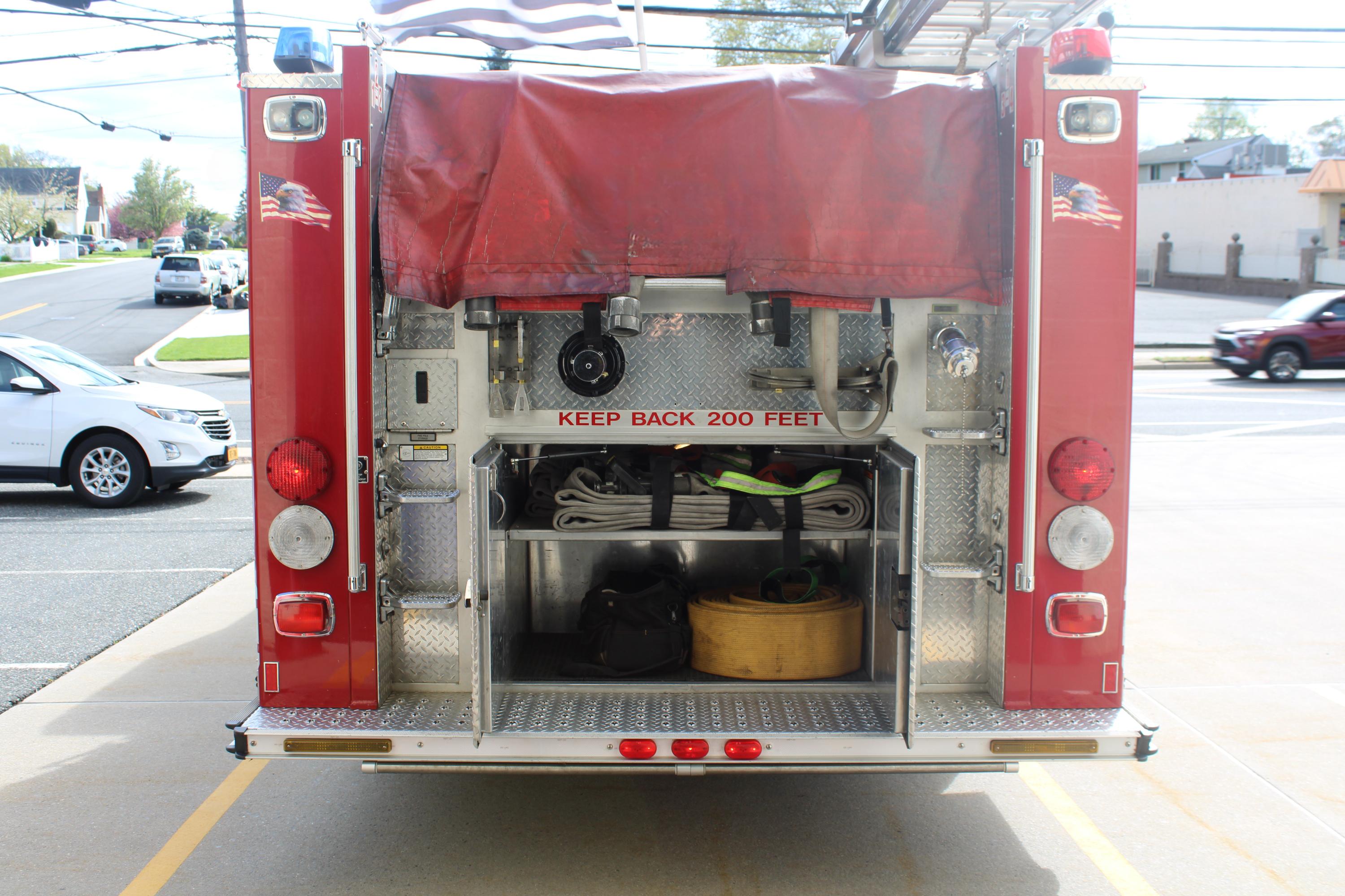 2004 E-One Engine - image 7