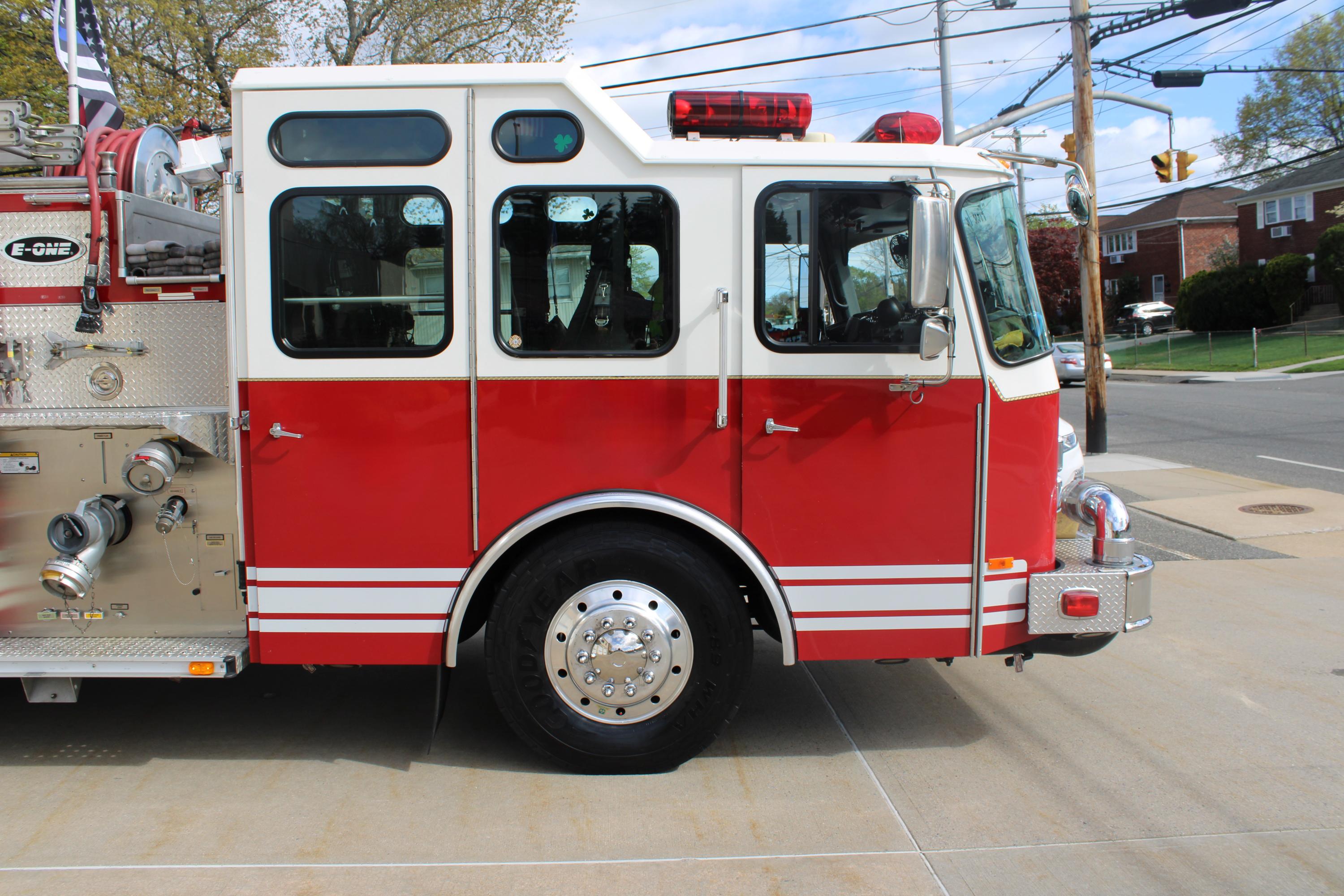 2004 E-One Engine - image 12