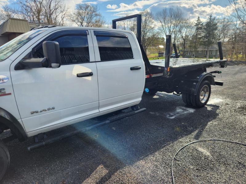 2021 Ram 5500 4x4 Dump Truck - image 4