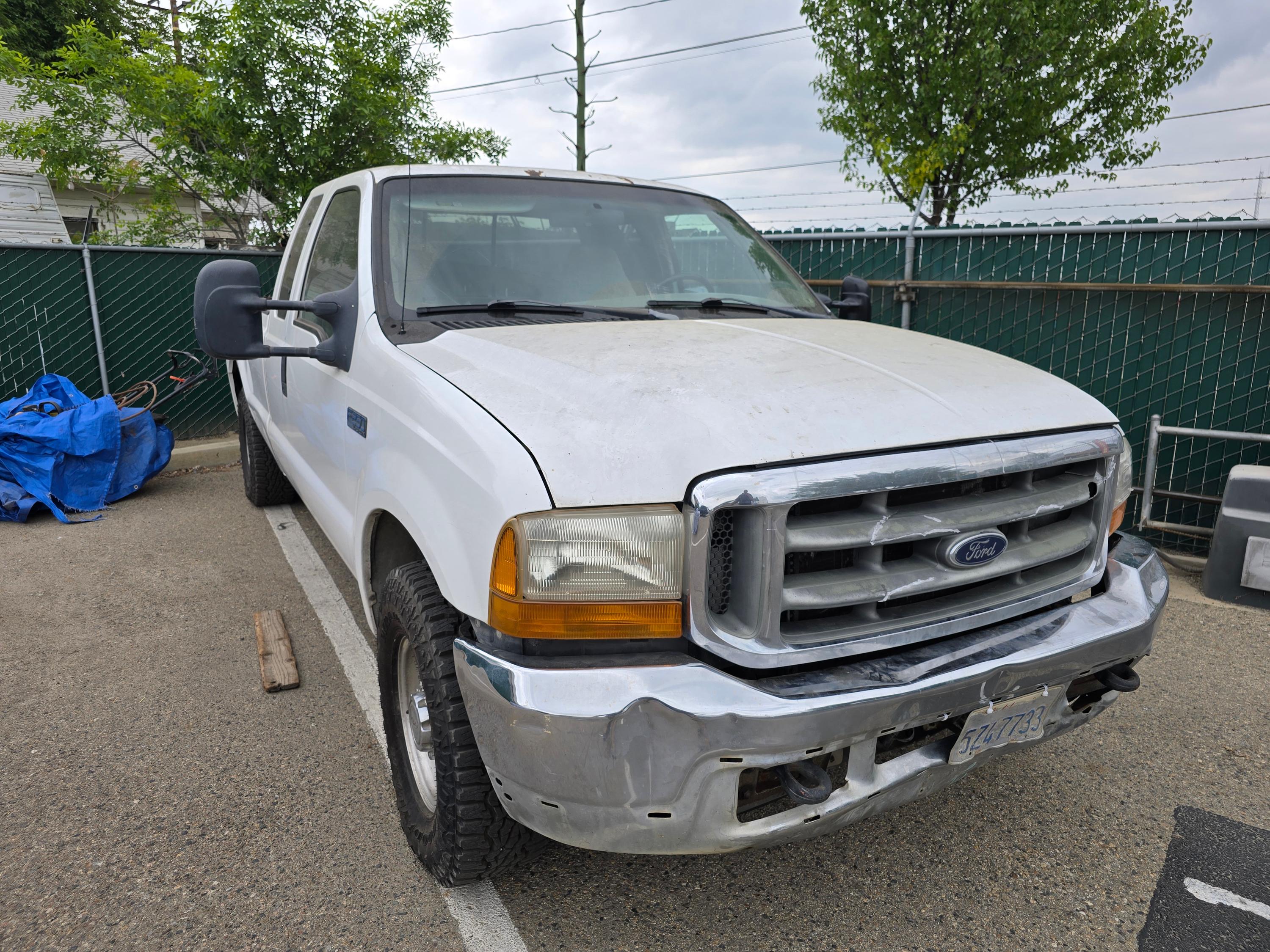 1999 Ford F250 SD SC 7.3 Powerstroke - image 2