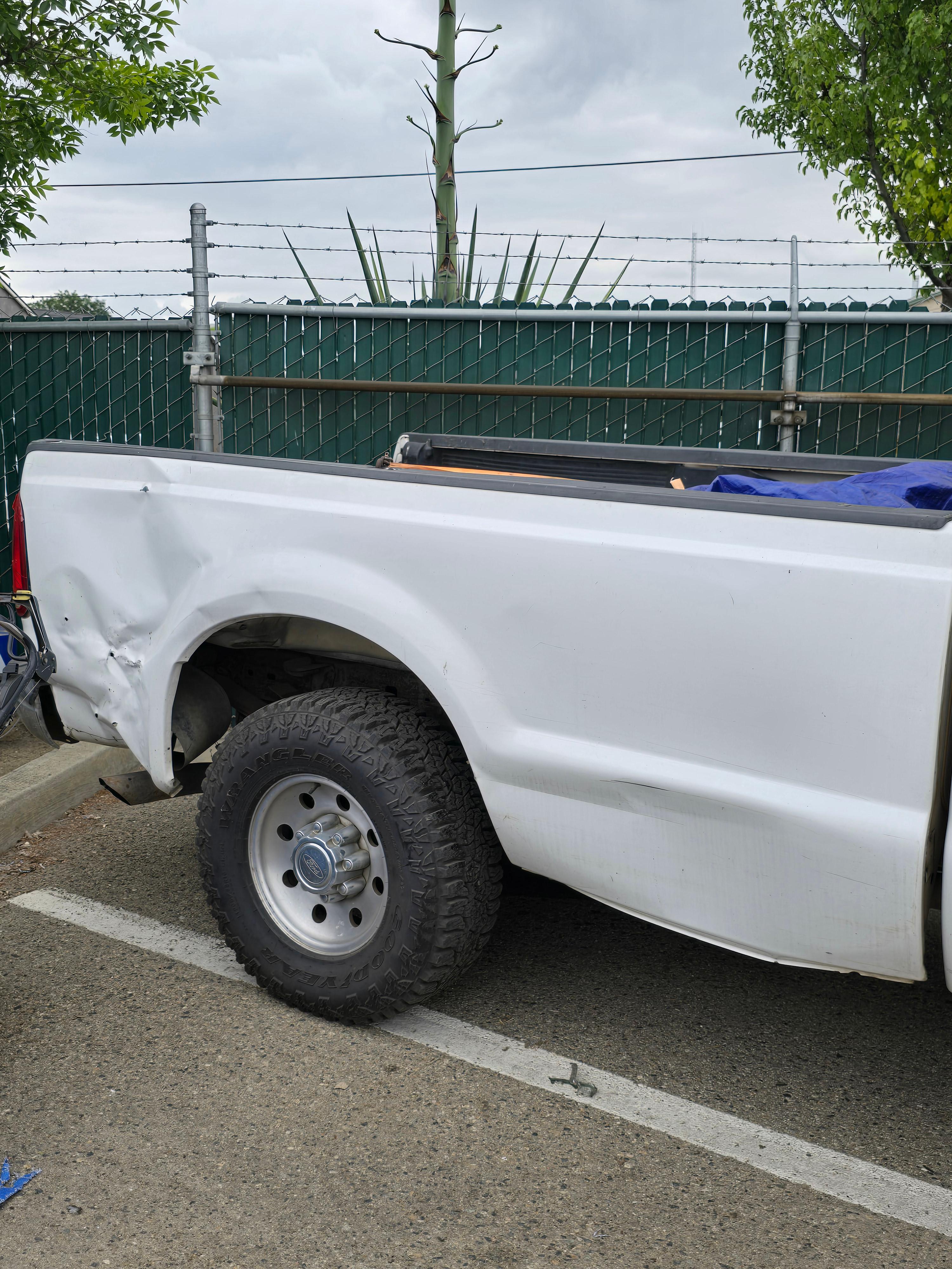 1999 Ford F250 SD SC 7.3 Powerstroke - image 4
